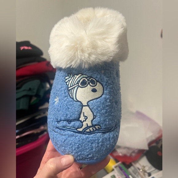 American Eagle Ski Scuff Slippers - Picture 6 of 16